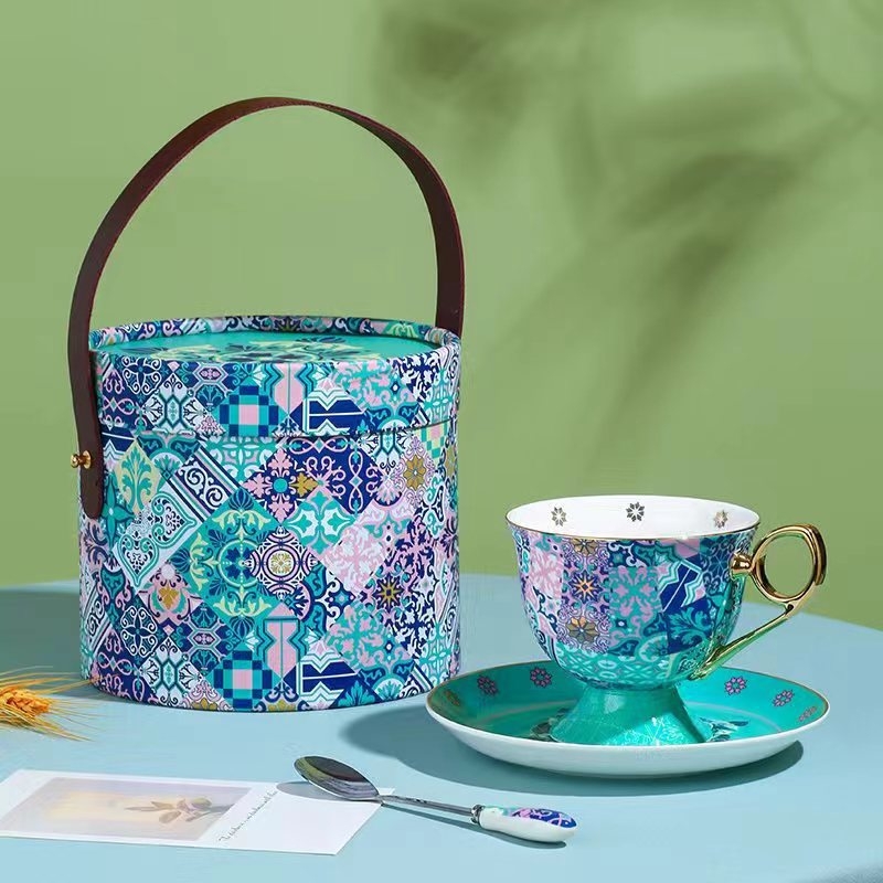 Set de cești de cafea și farfurioară în stil marocan, porțelan osos european, 17 cm