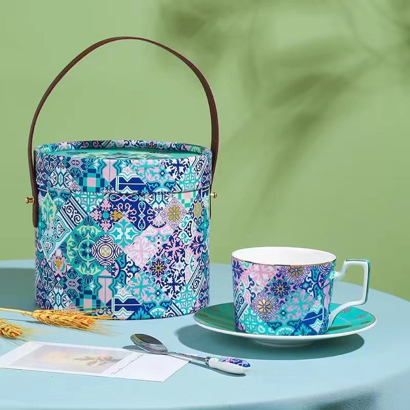Set de cești de cafea și farfurioară în stil marocan, porțelan osos european, 17 cm