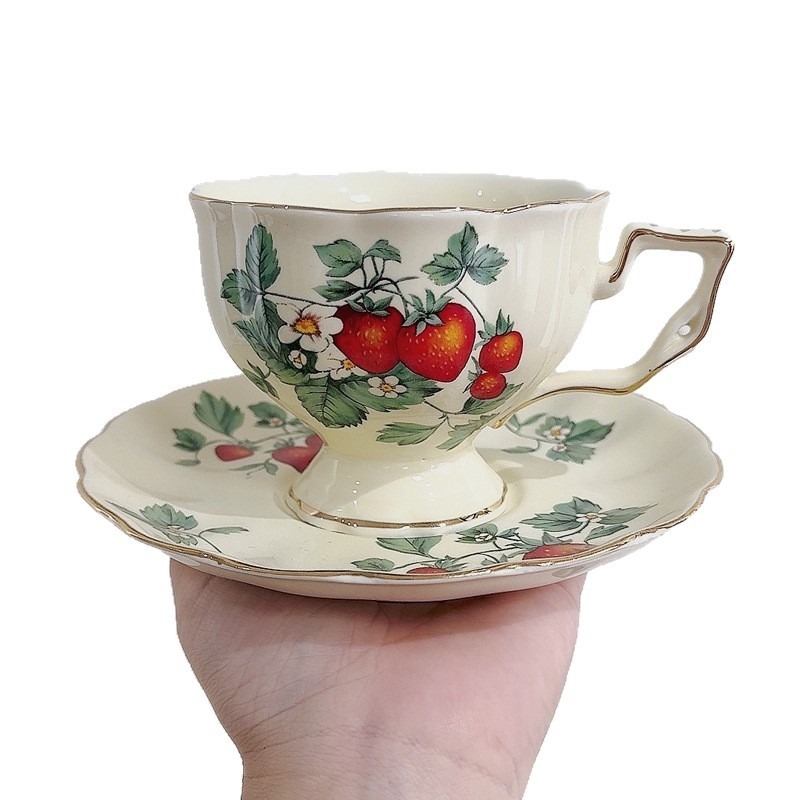 Set ceramic cu ceașcă de cafea, farfurie și ceainic, stil retro, lux discret, model floral
