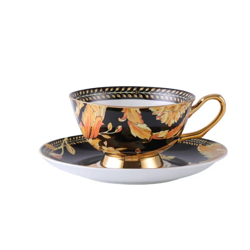 Set de cești pentru latte cu farfurioare, în stil european, cu motive florale reliefate, design retro