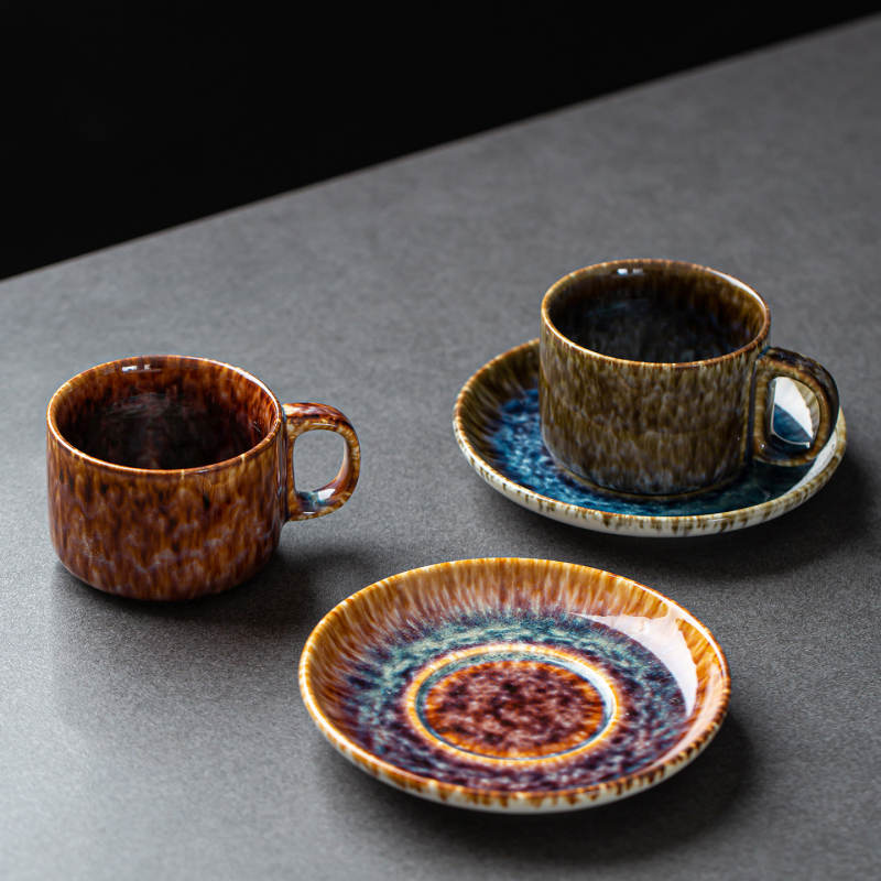 Set ceramic cești de cafea și farfurioară, cu glazură colorată și latte art creativ, cupe pentru cupluri