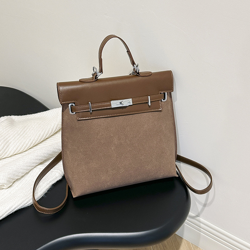 Ženska retro kožna crossbody torba srednje veličine, velikog kapaciteta, model 2025