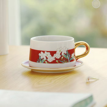 Cească de ceai cu mâner în nuanță jad, ceașcă de ceai de după-amiază cu decor auriu, cană de cafea în stil chinezesc și set cești cu farfurie