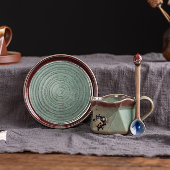 Set cești de cafea și farfurioare ceramice în stil european retro