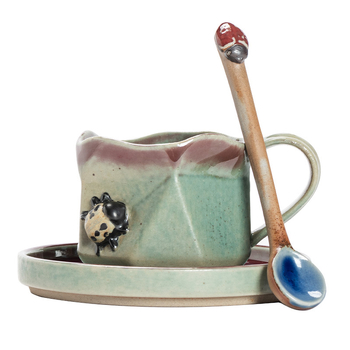 Set cești de cafea și farfurioare ceramice în stil european retro