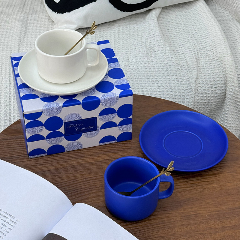 Ceașcă de cafea personalizată cu farfurie Klein Blue pentru cadouri corporative