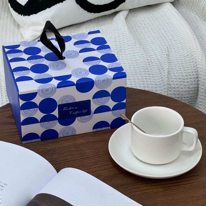 Ceașcă de cafea personalizată cu farfurie Klein Blue pentru cadouri corporative