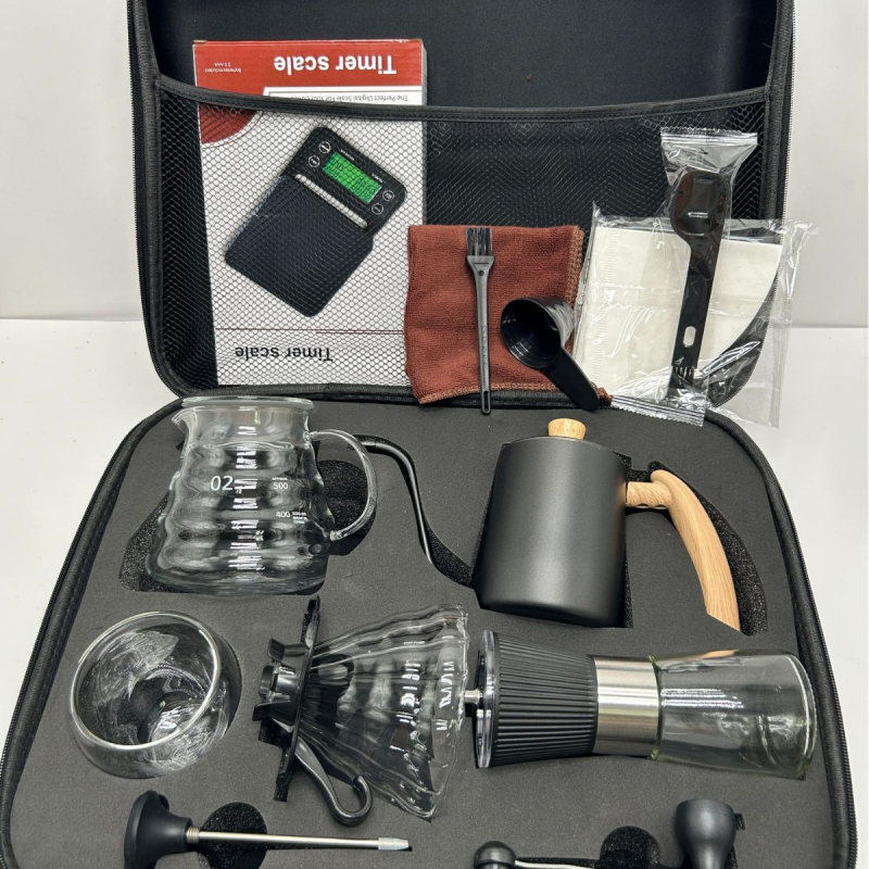 Set portabil de cafea prin infuzare manuală pentru drumeții – cutie cadou cu 4 piese