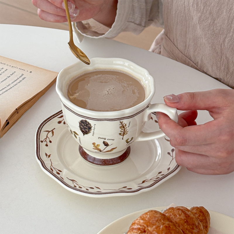 Muni Retro Forest set cești și farfurie pentru cafea – stil european, lux lejer, artă latte pentru ceaiul de după-amiază
