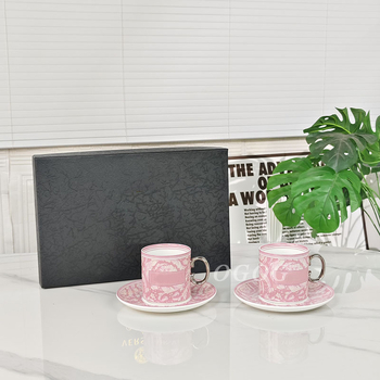 Oge Baroc Roz – Set cești de cafea și farfurioare, porțelan osos