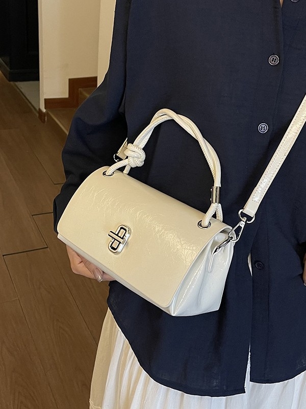 Luksuzna mala ženska crossbody torba, 2026 proljeće-ljeto, svestrani dizajn, kvadratni oblik