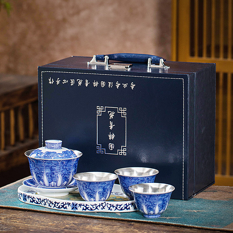 Set Gongfu de ceai din porțelan albastru- alb — gaiwan și ceainic, cadou de Anul Nou