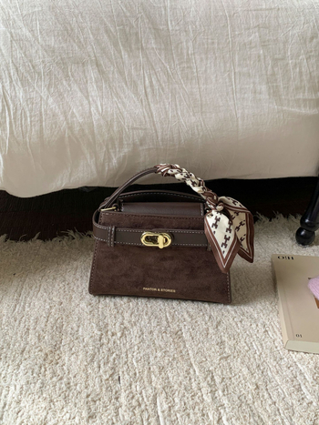 Ženska crossbody torba u Kelly stilu, 2025 nova visoke klase moda, srednje veličine