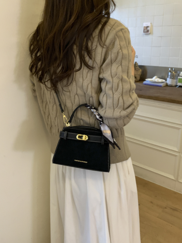 Ženska crossbody torba u Kelly stilu, 2025 nova visoke klase moda, srednje veličine