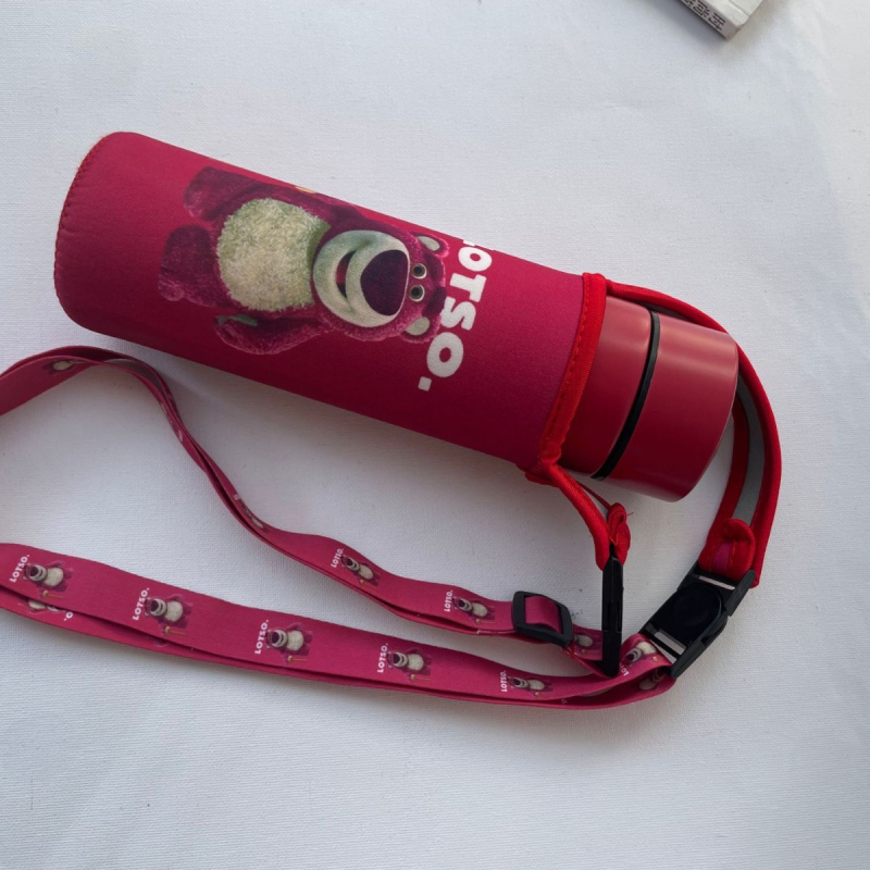 Husă izolantă din neopren pentru ceașcă de copii, cu model desen animat și curea crossbody – husă de protecție pentru pahar