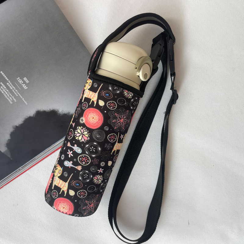 Husă izolantă din neopren pentru ceașcă de copii, cu model desen animat și curea crossbody – husă de protecție pentru pahar