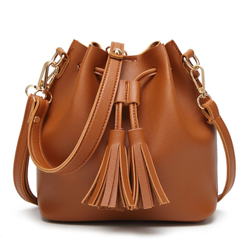 Ženska PU torbica, bucket bag u korejskom stilu, s resicama, s jednom naramenicom, novi model 2026