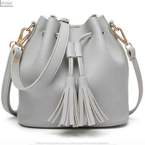 Ženska PU torbica, bucket bag u korejskom stilu, s resicama, s jednom naramenicom, novi model 2026