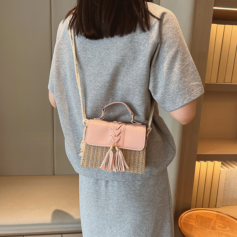 Ženska slamena torbica, mala kvadratna forma, crossbody, plaža, ležerni stil
