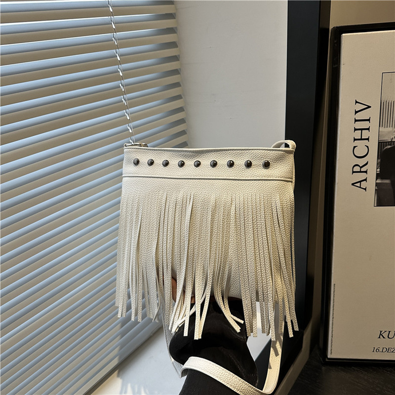 Francuska retro bucket torba s resicama za žene, ljeto 2025, mekana PU koža, crossbody s jednim ramenom
