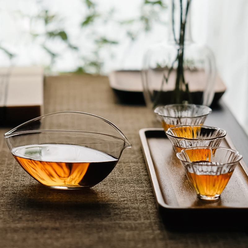 Accesorii de ceai în stil japonez, sticlă transparentă rezistentă la temperaturi înalte — set de distribuire a ceaiului și ceașcă de echitate