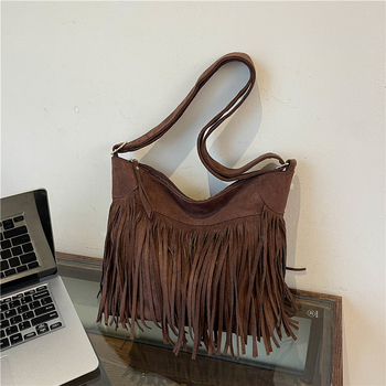Ženska torbica s resicama od semiša, smeđa mat boho crossbody torba, 2024