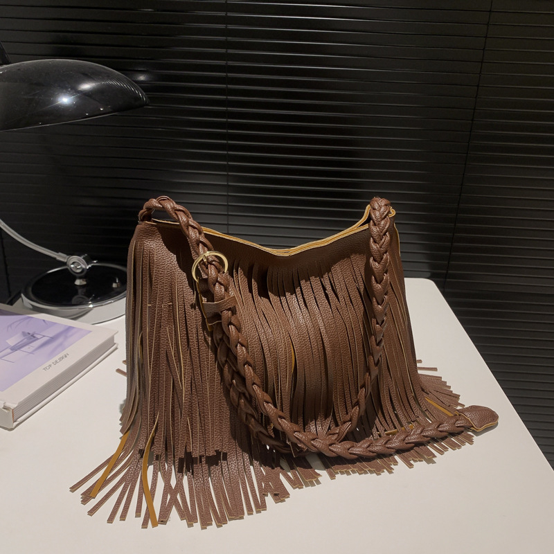 Ženska torbica s resom, jednobojna, moderna i prostrana, za svakodnevnu upotrebu – preko ramena ili crossbody