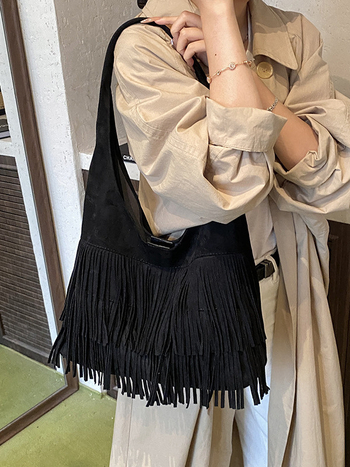 Ženska torba tote velike kapacitete s resicama, retro stil, jesen 2025 moda, PU materijal, vedro-stil