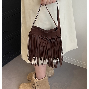 Ženska torbica smeđe boje, retro zapadnjački stil s resicama, boho stil, crossbody torba
