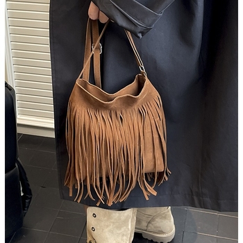 Ženska torbica smeđe boje, retro zapadnjački stil s resicama, boho stil, crossbody torba