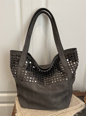 Torba tote velikog kapaciteta u korejskom stilu s nitima, minimalistična i svestrana, praktična za ručno nošenje i preko ramena, bucket bag