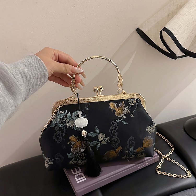 2026 ljeto – nova verzija s nacionalnim stilom, resice i cvijeće, večernja torbica s okvirnim zatvaračem, crossbody, retro stil