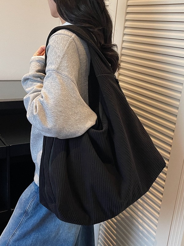Ženska torba preko ramena velikog kapaciteta, minimalistički dizajn 2026, dumpling stil, casual torba