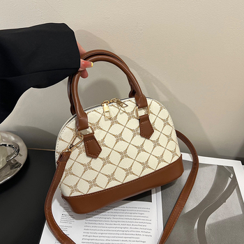 Ženska torbica u obliku školjke, vintage francuski stil, 2025 novi model, hongkonški stil, elegantna crossbody torbica
