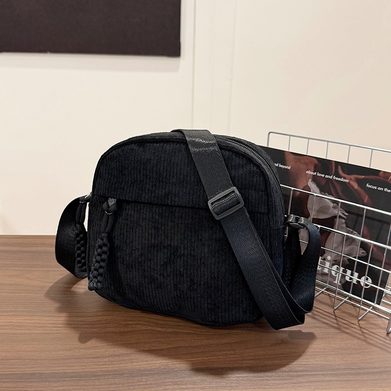 Ženska torbica preko ramena od Corduroy materijala, oblik školjke, gradski casual stil, srednja veličina, unutarnja zip pretinac, podstava od poliestera