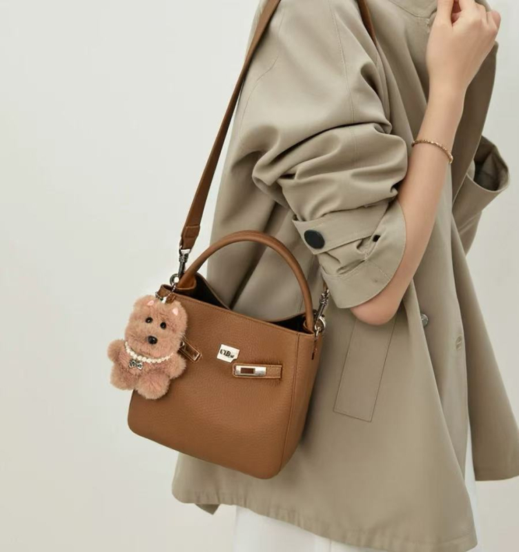 2025 nova modna bucket torba s jednim remenom, za rame ili crossbody, vrhunski dizajn