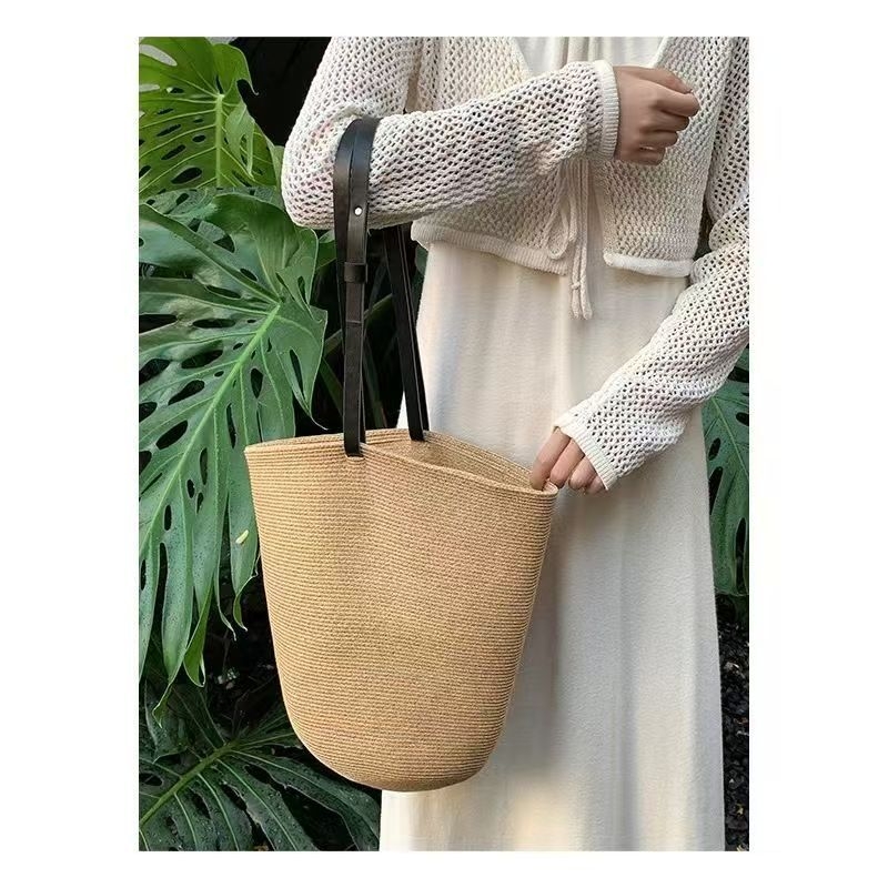 Slamnata bucket torba za ljeto, velika zapremina, jednonosni remen, vintage stil za plažu