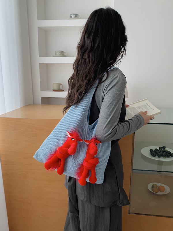 Ženska pletena torba velikog kapaciteta, cross-border stil, novi model 2026, ramena tote torba s motivom ponija