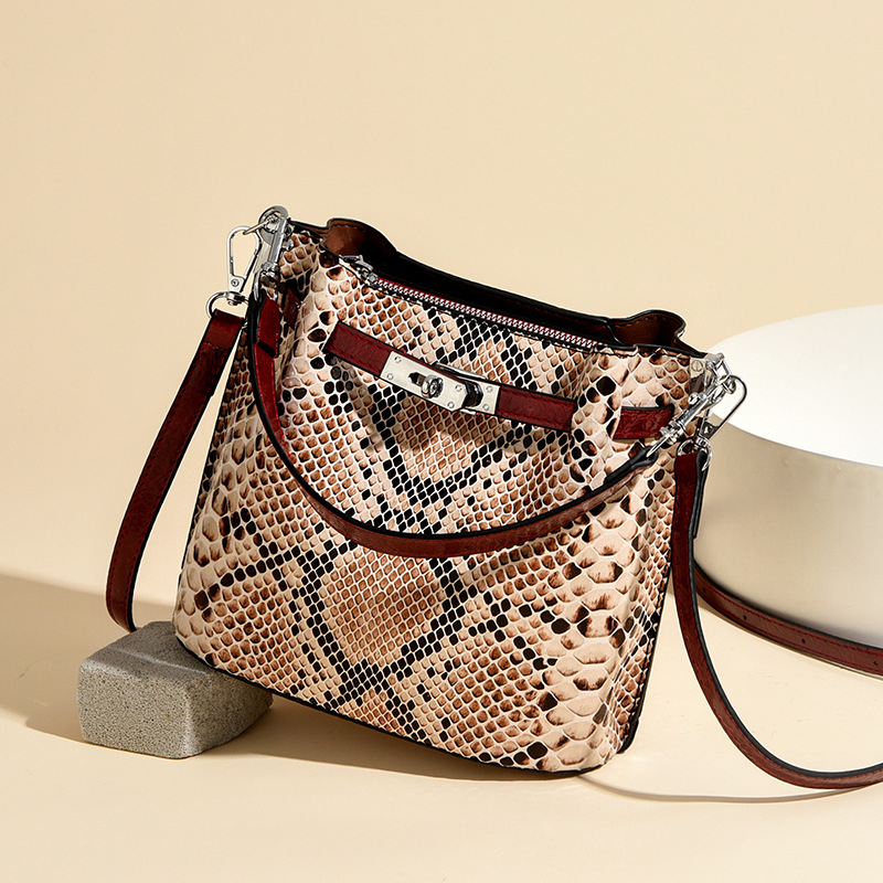 Ženska bucket torba s uzorkom zmije, teksturirana PU koža, retro stil, za rame ili crossbody