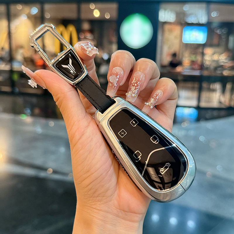 Θήκη κλειδιού αυτοκινήτου Lantu Free+ 2025 με ειδικό σχεδιασμό και πόρπη