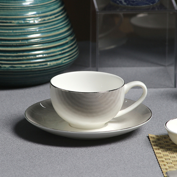Set boluri și farfurii din porțelan cu os, ceramică cu luciu glazurat, stil modern minimalist, nou model de 26 ani