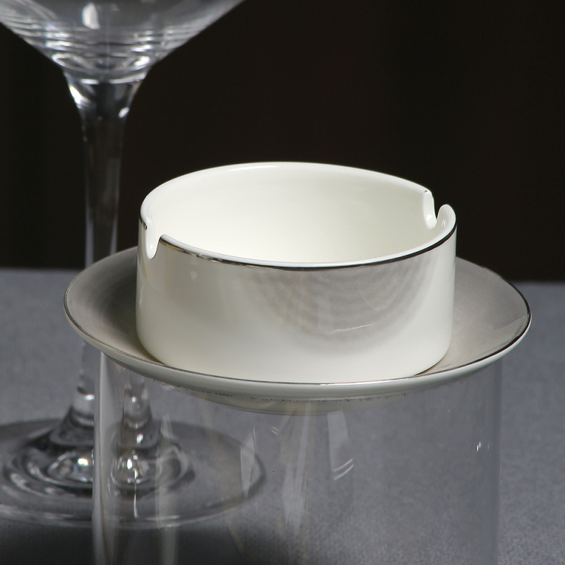 Set boluri și farfurii din porțelan cu os, ceramică cu luciu glazurat, stil modern minimalist, nou model de 26 ani