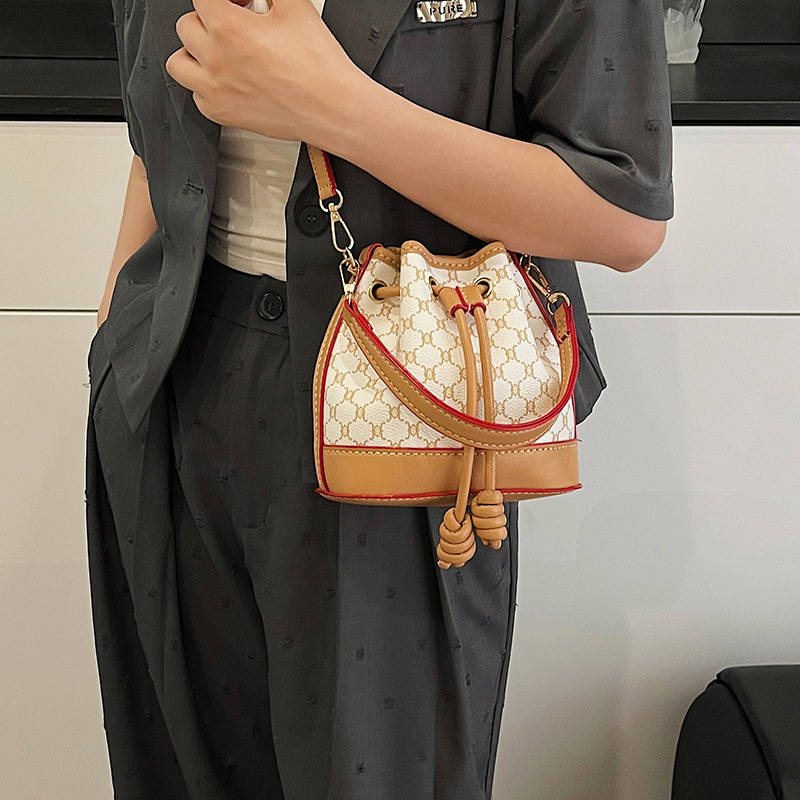 DIY bucket torba za žene, crossbody torba, vintage monogram otisak, komplet materijala za ručnu izradu