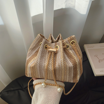 Ženska torba visoke kvalitete, proljeće 2026, svakodnevna crossbody torba s jednim remenom, elegantan i minimalistički dizajn, nišni dizajn