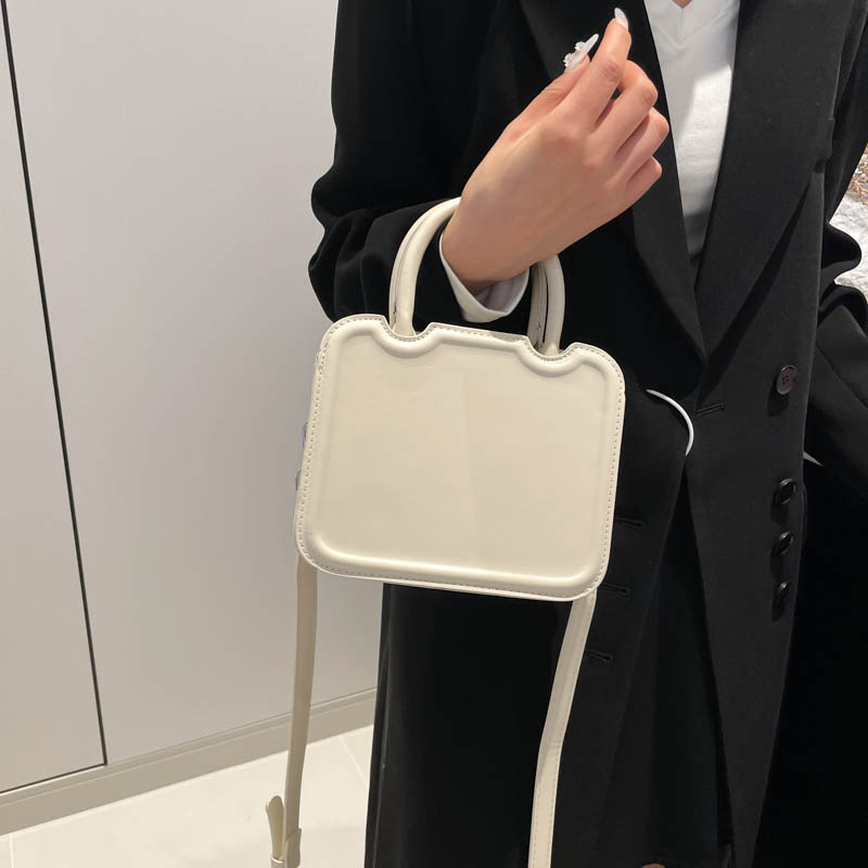 Helandner PU torba u obliku školjke, mala crossbody torba za dnevnu upotrebu, zima 2024, podstava poliester, zatvaranje zipom, jedan remen, retro kvadratni oblik