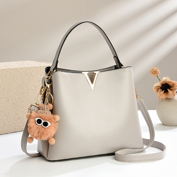 Ženska torbica za rame i crossbody, 2025 modni komad, svestrana bucket torba visoke klase