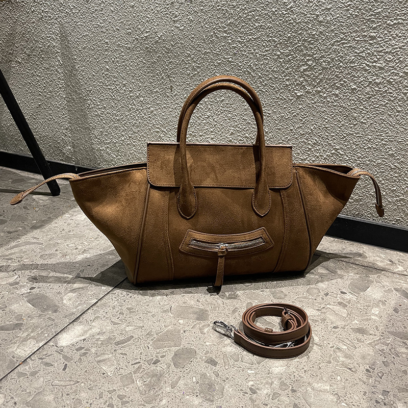 Modna ženska torba za jesen-zimu 2025, premium velur, torba s kapom i dizajnom krila, crossbody torba preko ramena
