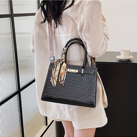 Torba za mamu velikog kapaciteta, 2026 novi model, crossbody torba s teksturom krokodila, elegantna ženska torba