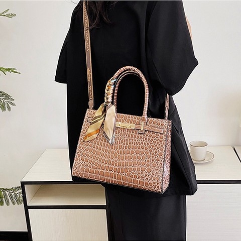 Torba za mamu velikog kapaciteta, 2026 novi model, crossbody torba s teksturom krokodila, elegantna ženska torba