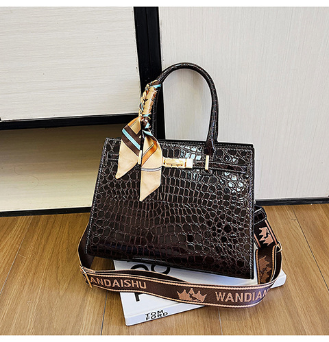 Torba za mamu velikog kapaciteta, 2026 novi model, crossbody torba s teksturom krokodila, elegantna ženska torba